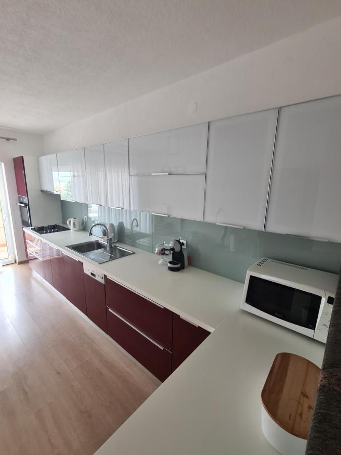 Apartmani Emily Pula Eksteriør billede